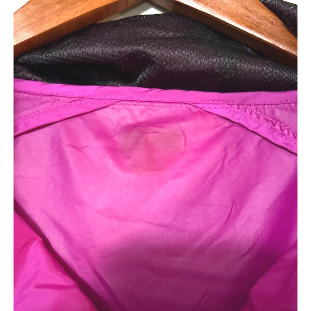 Fuchsia rain jacket Size Medium split back zip up with hood - Picture 2 of 3